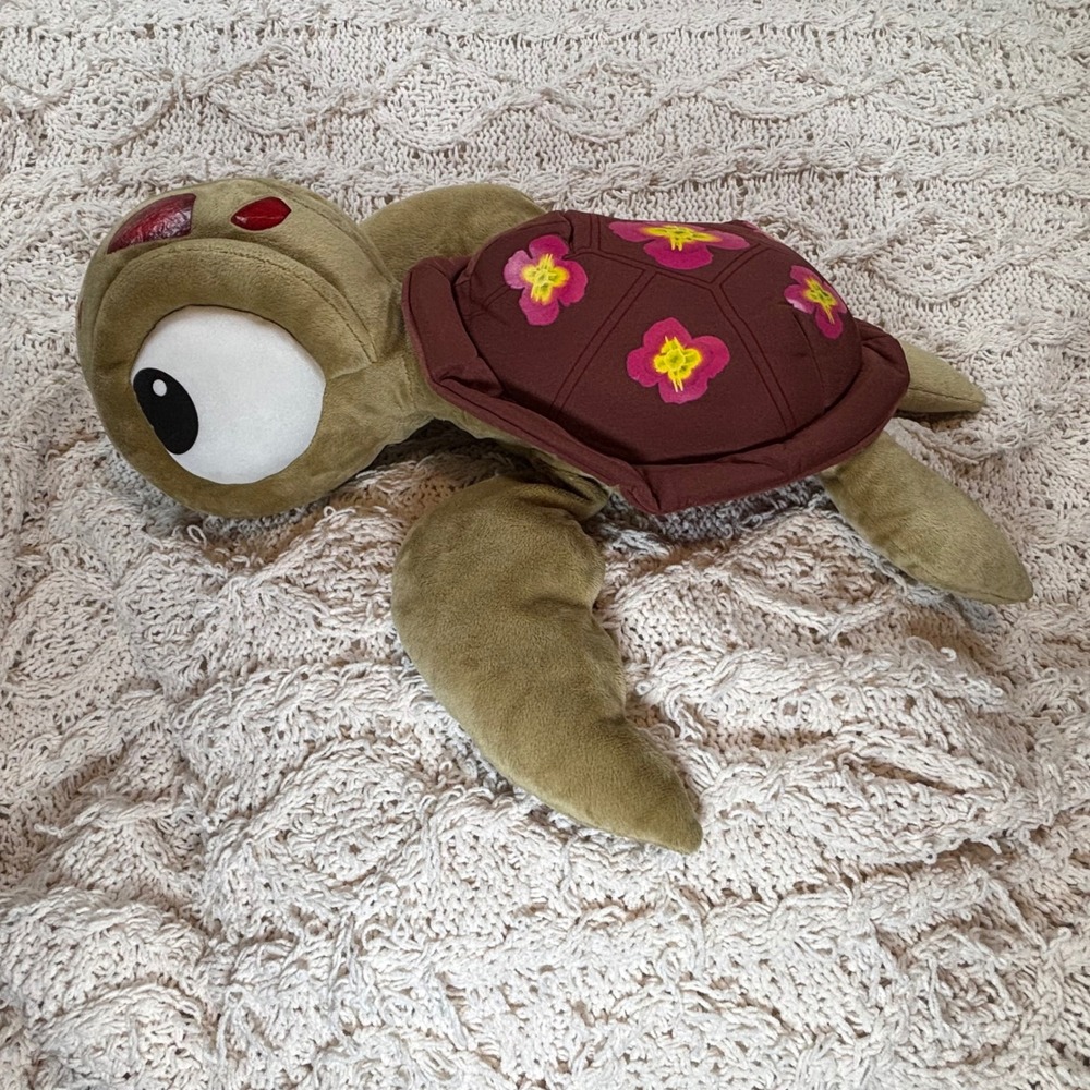 Disney Pixar Finding Nemo Squirt Sea Turtle Plush Stuffed Animal Just Play 24"